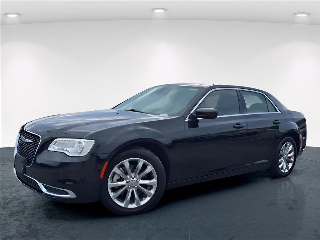 Used 2022 Chrysler 300 Touring