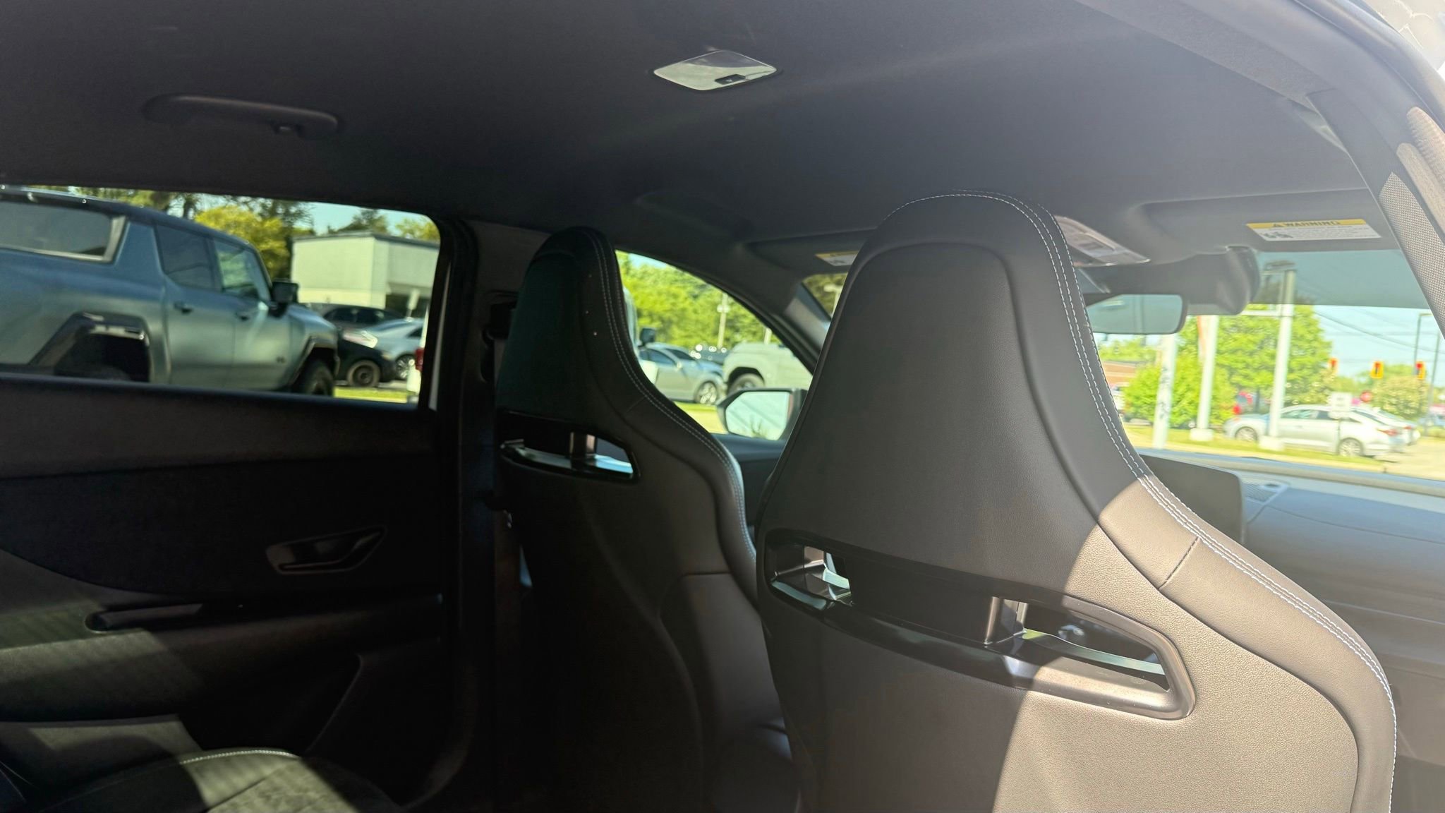 Used 2026 Hyundai Elantra N FWD image 23