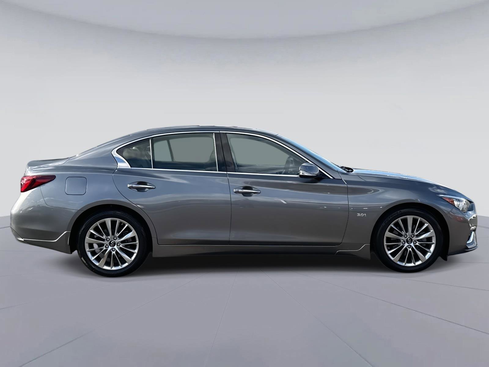 Used 2020 INFINITI Q50 Luxe image 2