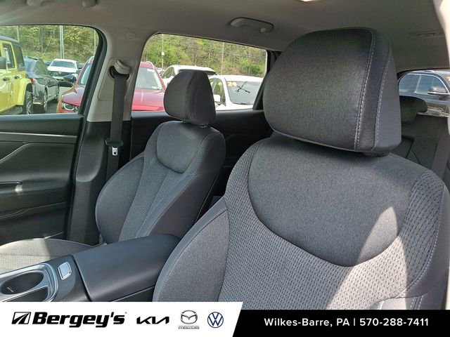 Used 2023 Hyundai Santa Fe SEL AWD/4WD image 16
