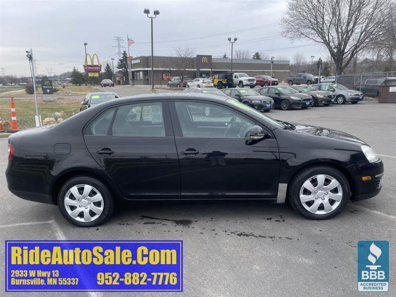 Used 2009 Volkswagen Jetta S FWD image 4