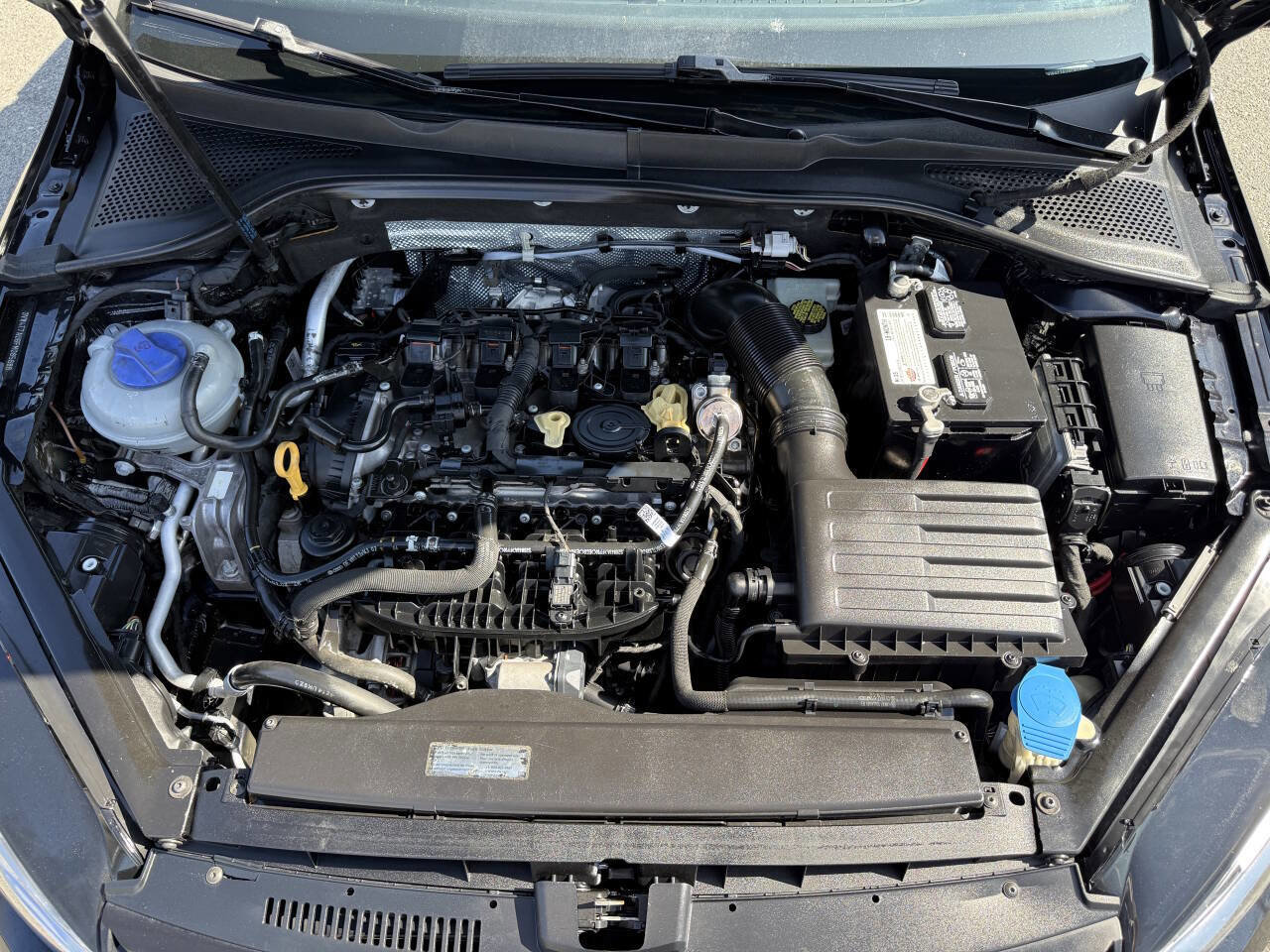 Used 2015 Volkswagen GTI S FWD image 25