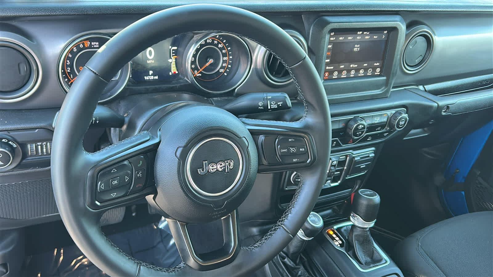 Used 2021 Jeep Gladiator Sport AWD/4WD image 10