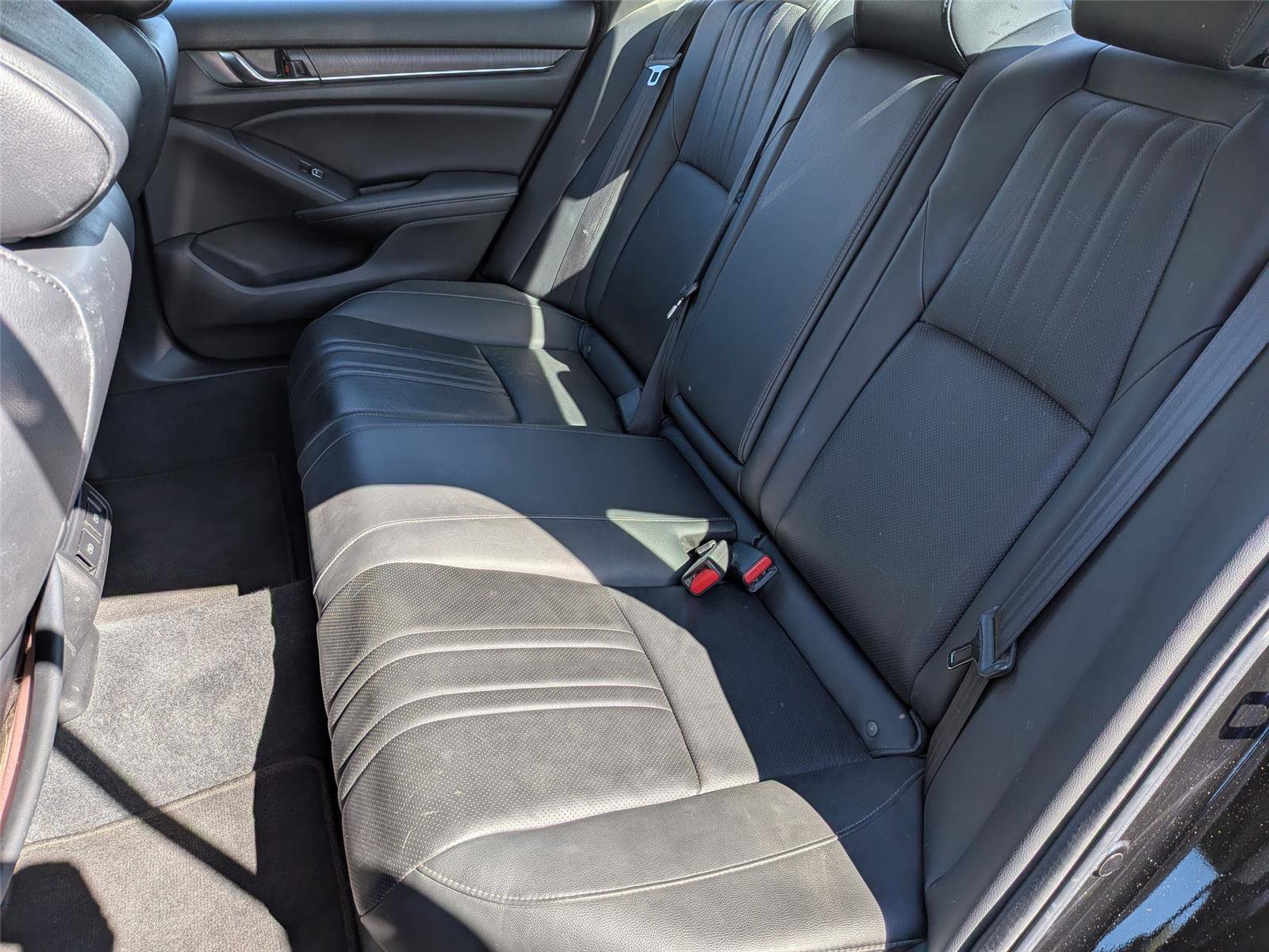 Used 2022 Honda Accord EX-L image 28