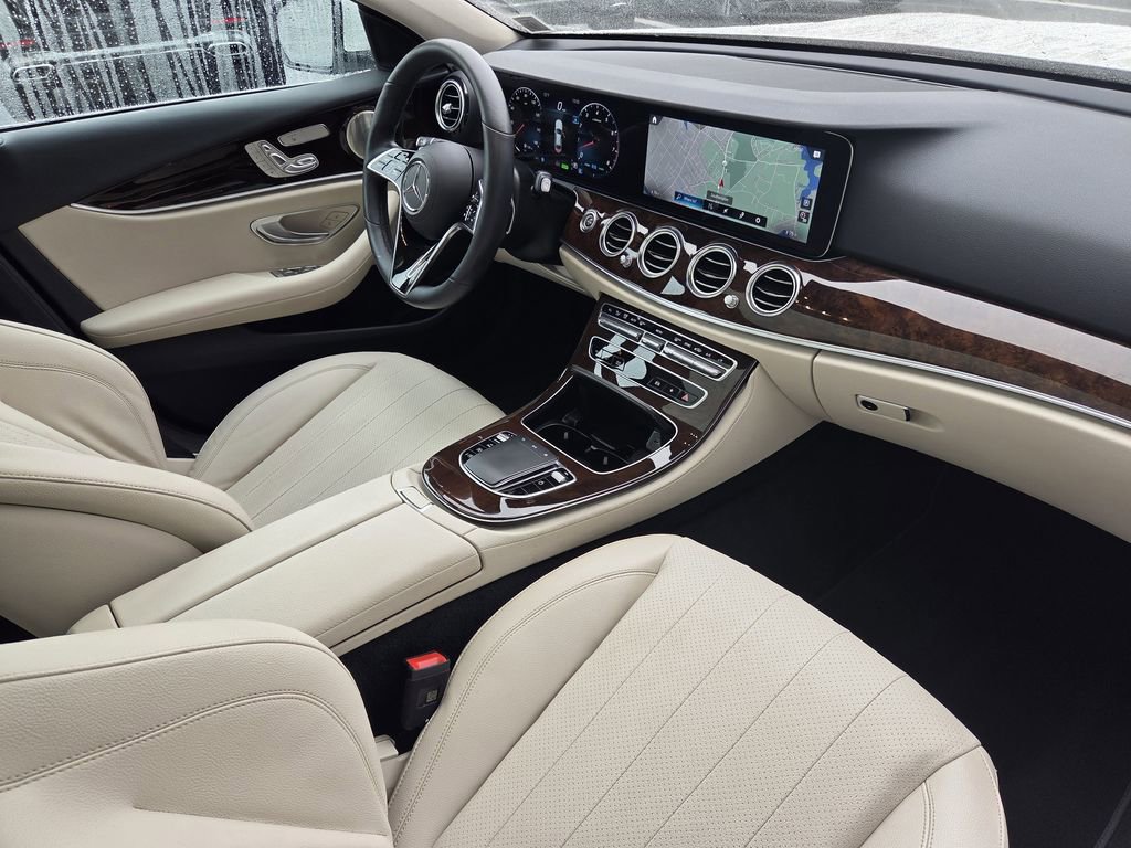 Used 2023 Mercedes-Benz E 450 4MATIC Sedan image 32