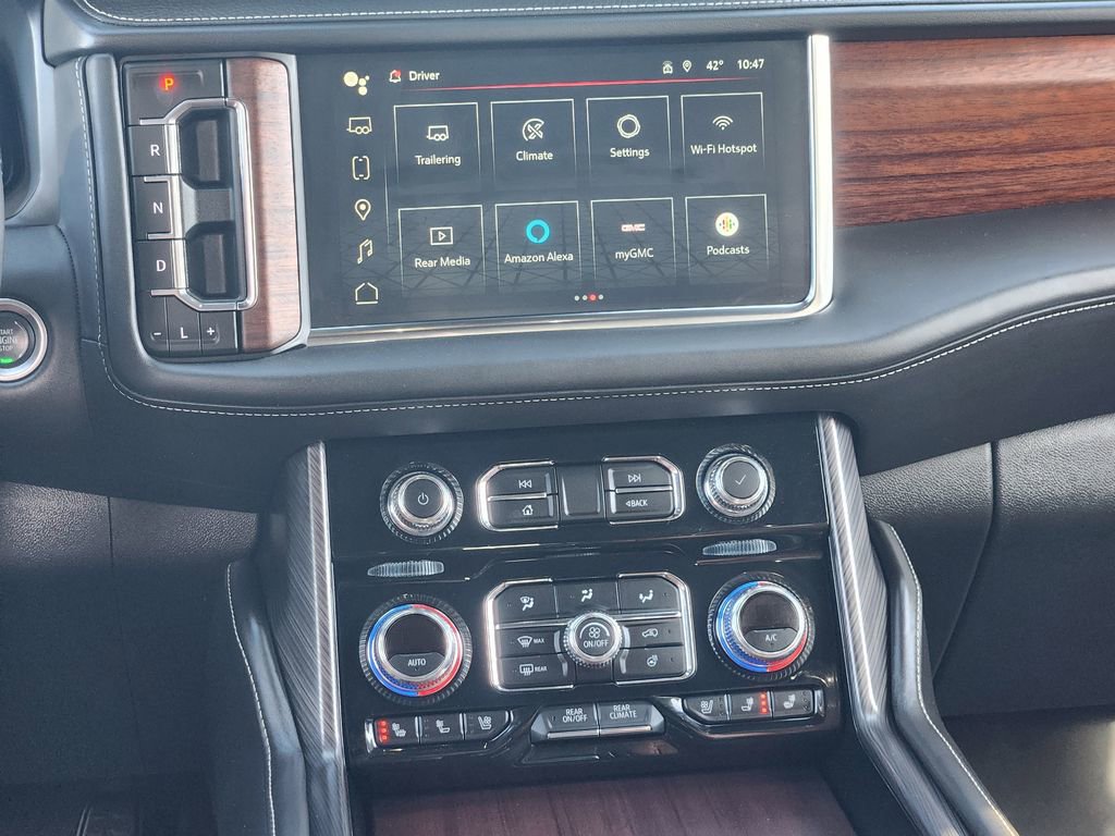 Certified 2024 GMC Yukon Denali Ultimate image 25