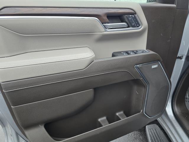 Used 2024 GMC Sierra 1500 SLT w/ SLT Convenience Package image 9