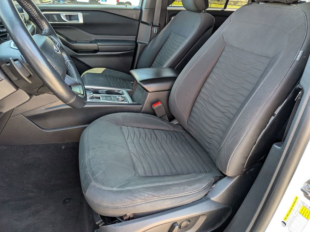 Used 2020 Ford Explorer XLT w/ Class III Trailer Tow Package image 13