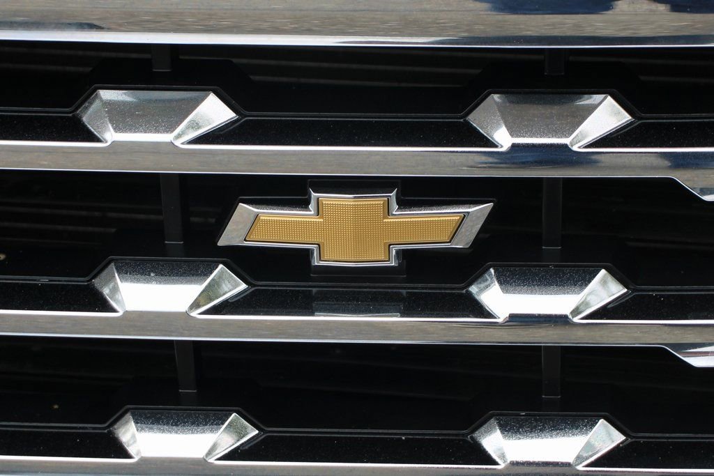 Used 2023 Chevrolet Silverado 3500 LTZ w/ LTZ Convenience Package AWD/4WD image 50