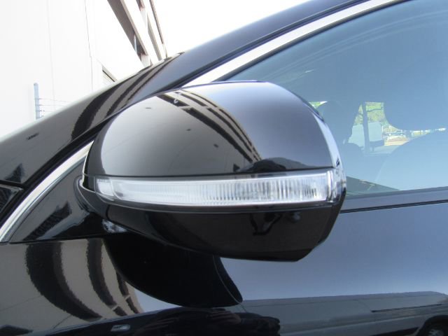 Used 2022 Kia Niro EX image 18