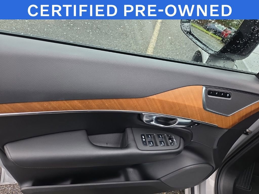 Used 2023 Volvo XC90 T8 Plus w/ Protection Package Premier AWD/4WD image 3