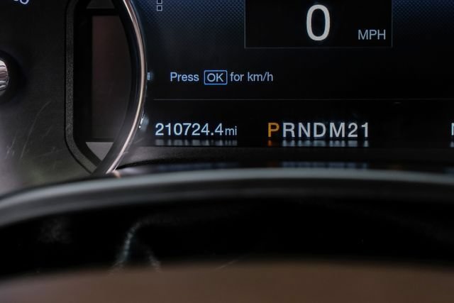 Used 2019 Ford F350 King Ranch w/ King Ranch Ultimate Package AWD/4WD image 15