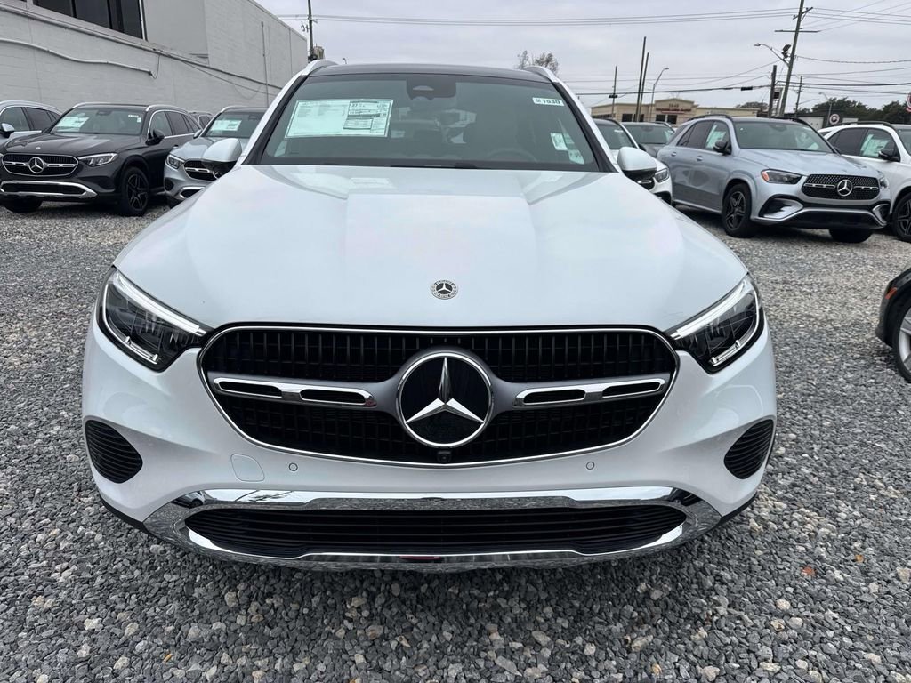 New 2026 Mercedes-Benz GLC 300 image 2