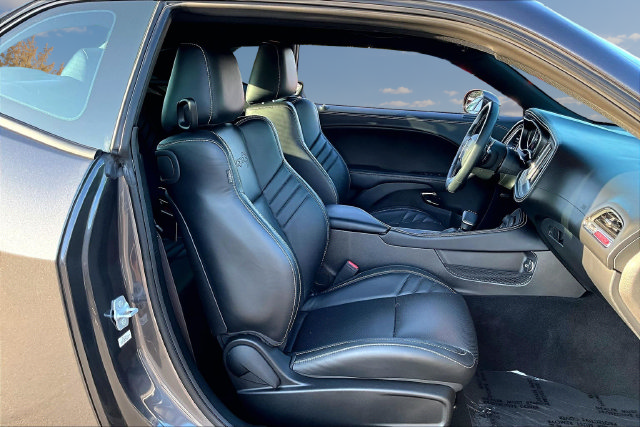 Used 2023 Dodge Challenger SRT Hellcat RWD image 24