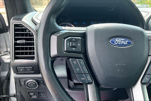 Used 2019 Ford Expedition Limited w/ Equipment Group 301A RWD image 11