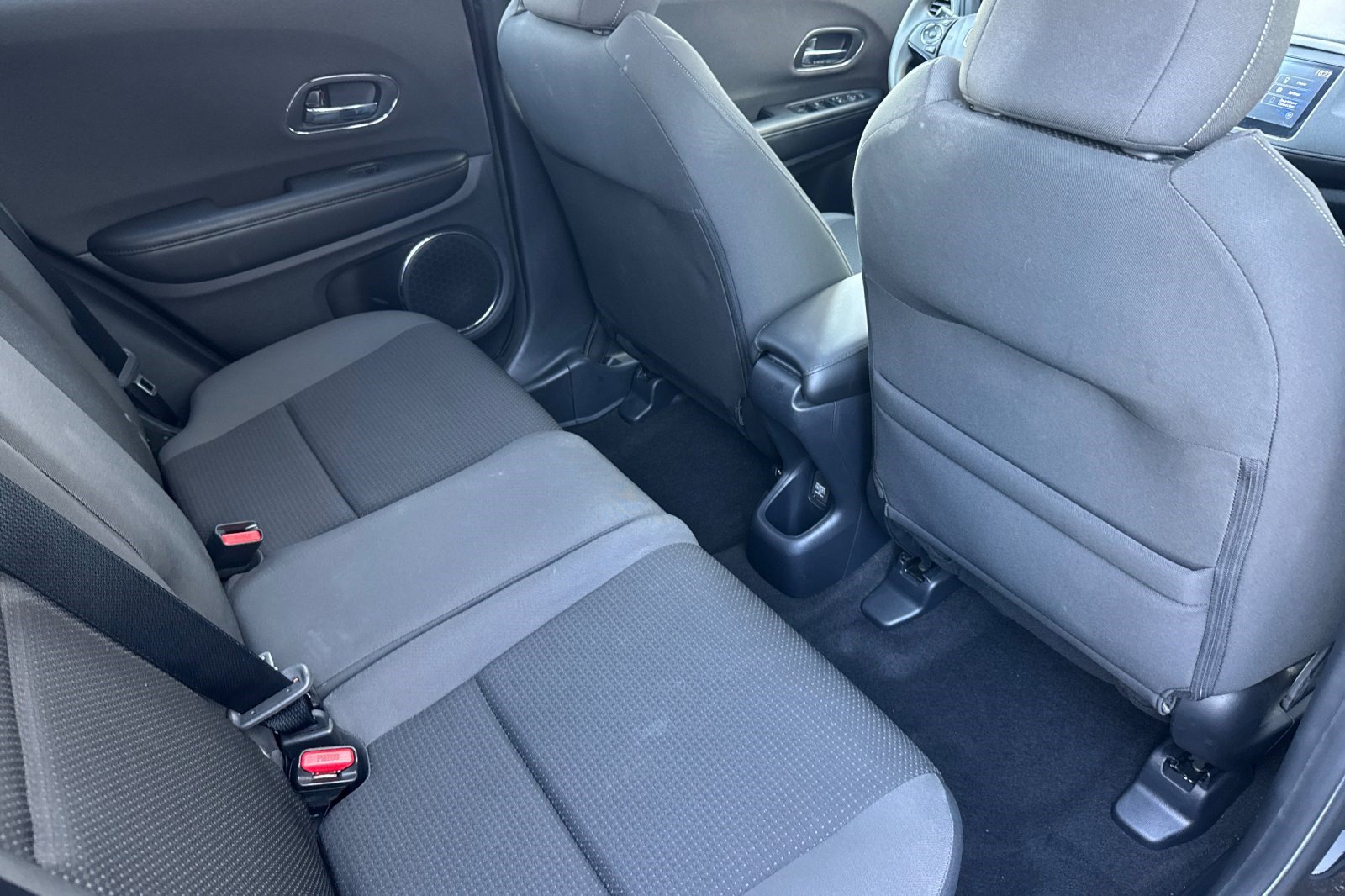 Used 2019 Honda HR-V EX image 32