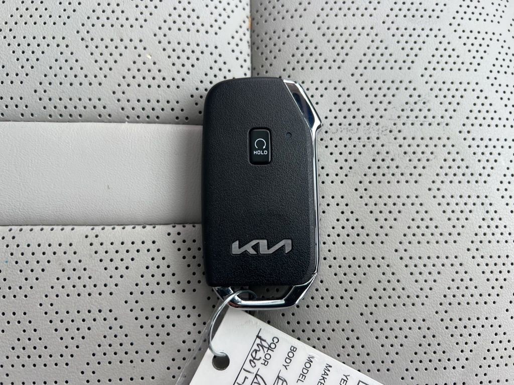 Used 2023 Kia Sorento SX image 26