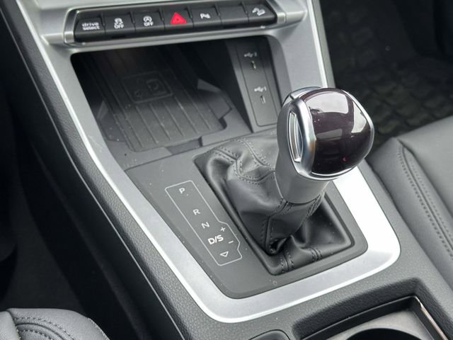 Certified 2025 Audi Q3 2.0T Premium w/ Convenience Package image 34