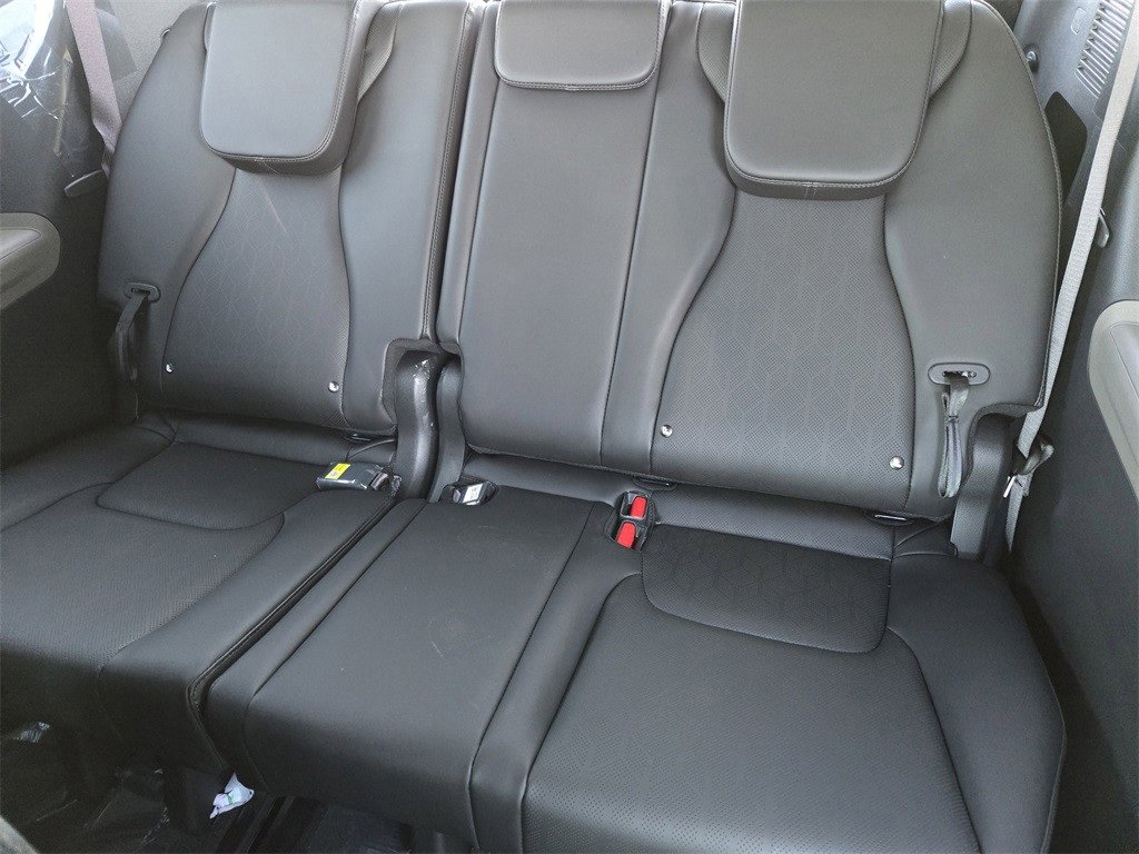 New 2026 Kia Carnival image 22