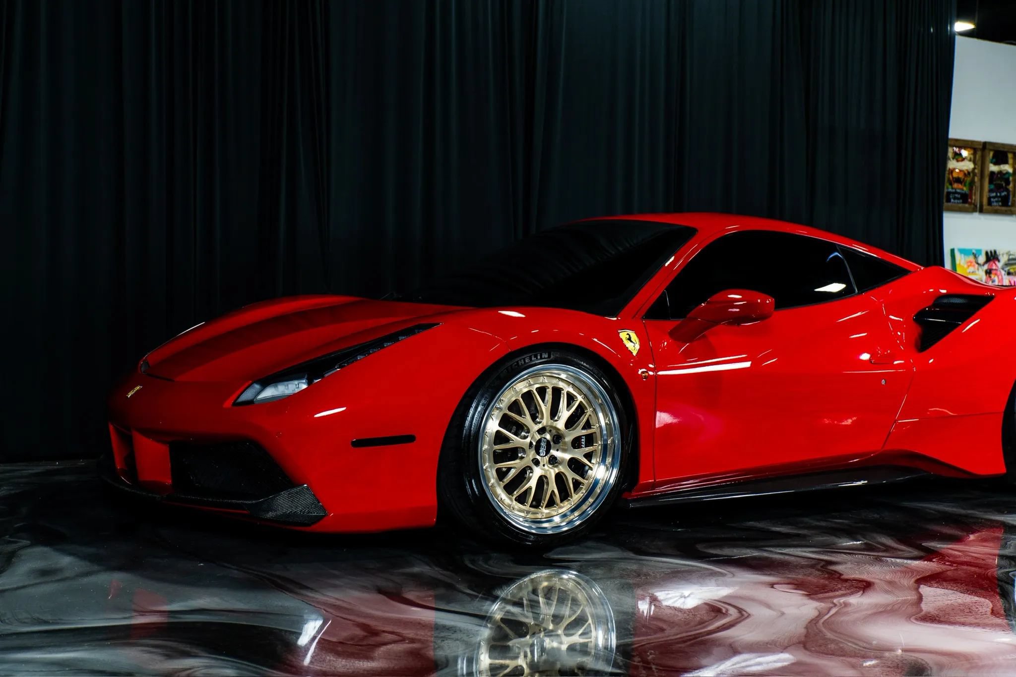 Used 2016 Ferrari 488 GTB RWD image 4