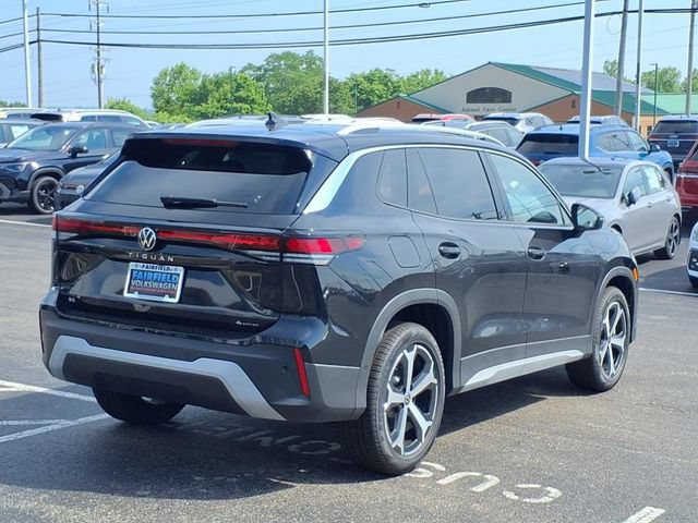 New 2025 Volkswagen Tiguan SE AWD/4WD image 7