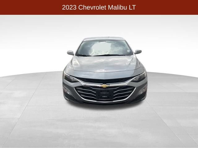 Used 2023 Chevrolet Malibu LT image 2