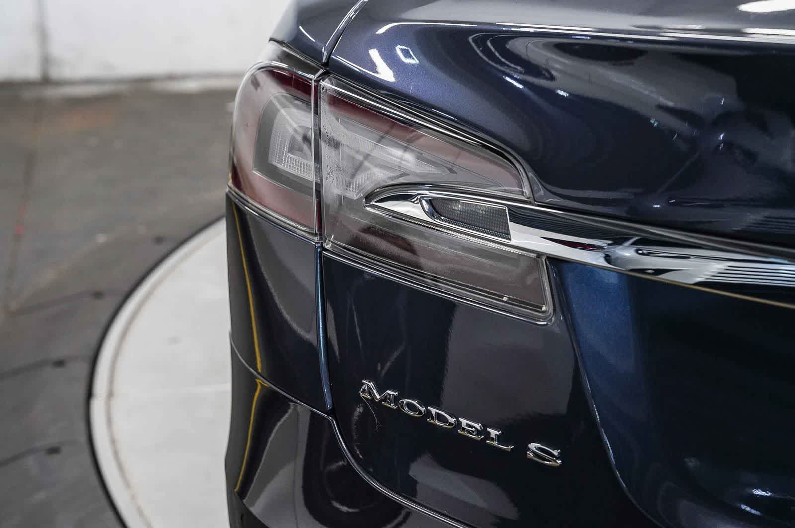 Used 2019 Tesla Model S 100D AWD/4WD image 11