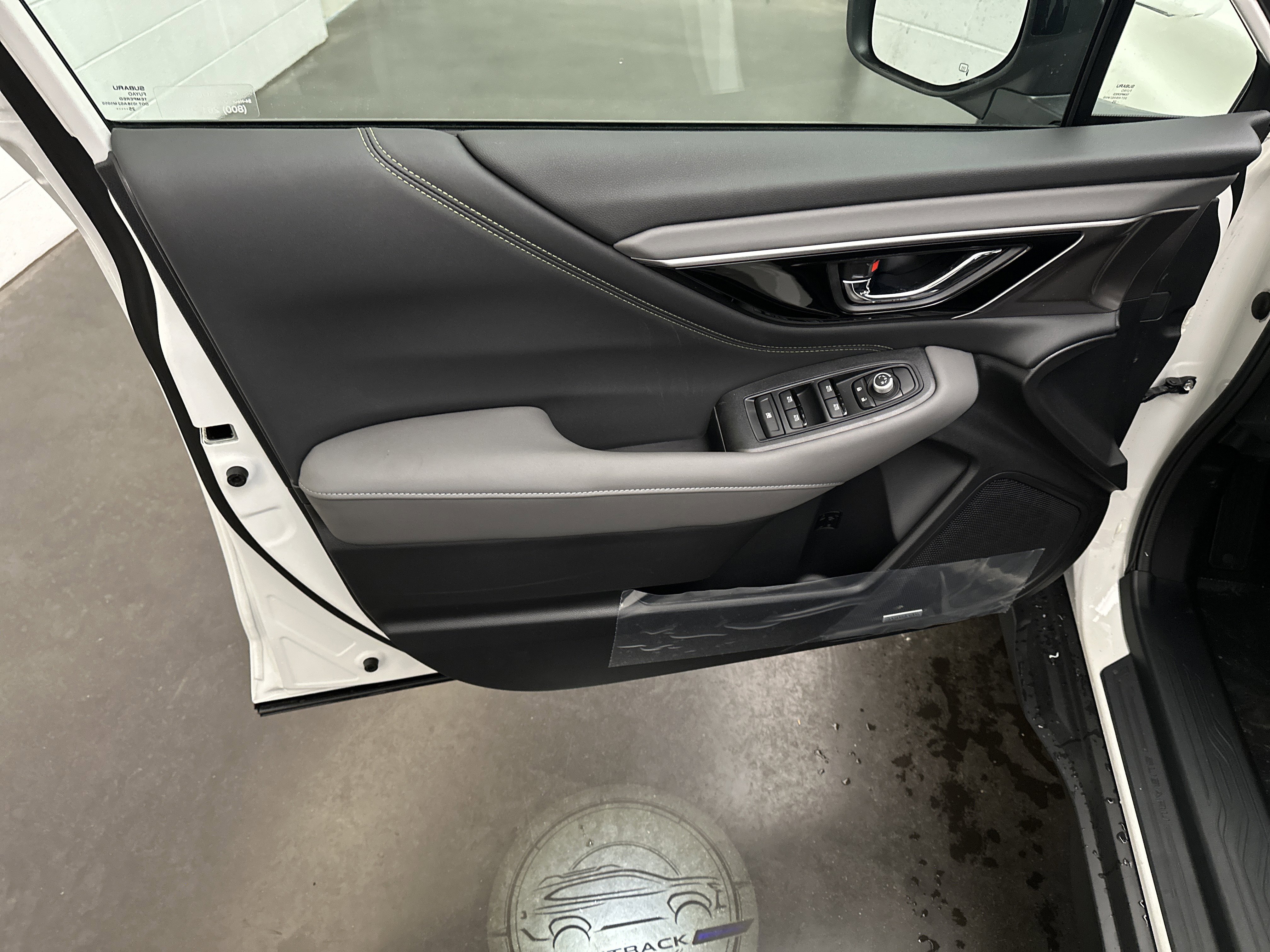 New 2025 Subaru Outback Onyx Edition image 18