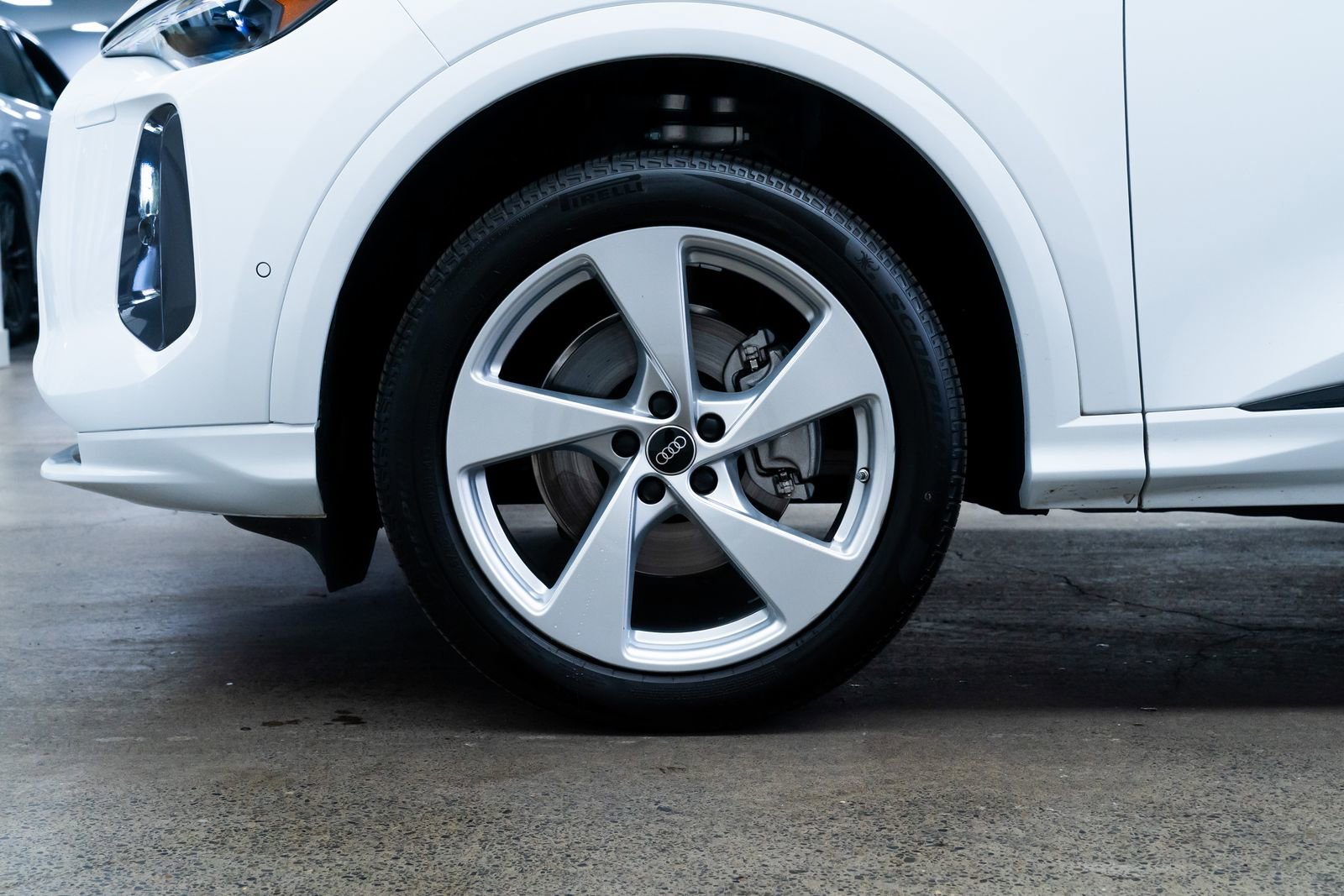 Used 2025 Audi Q5 Premium Plus w/ Premium Plus image 7