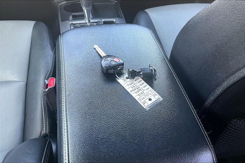 Used 2018 Toyota 4Runner SR5 Premium image 13