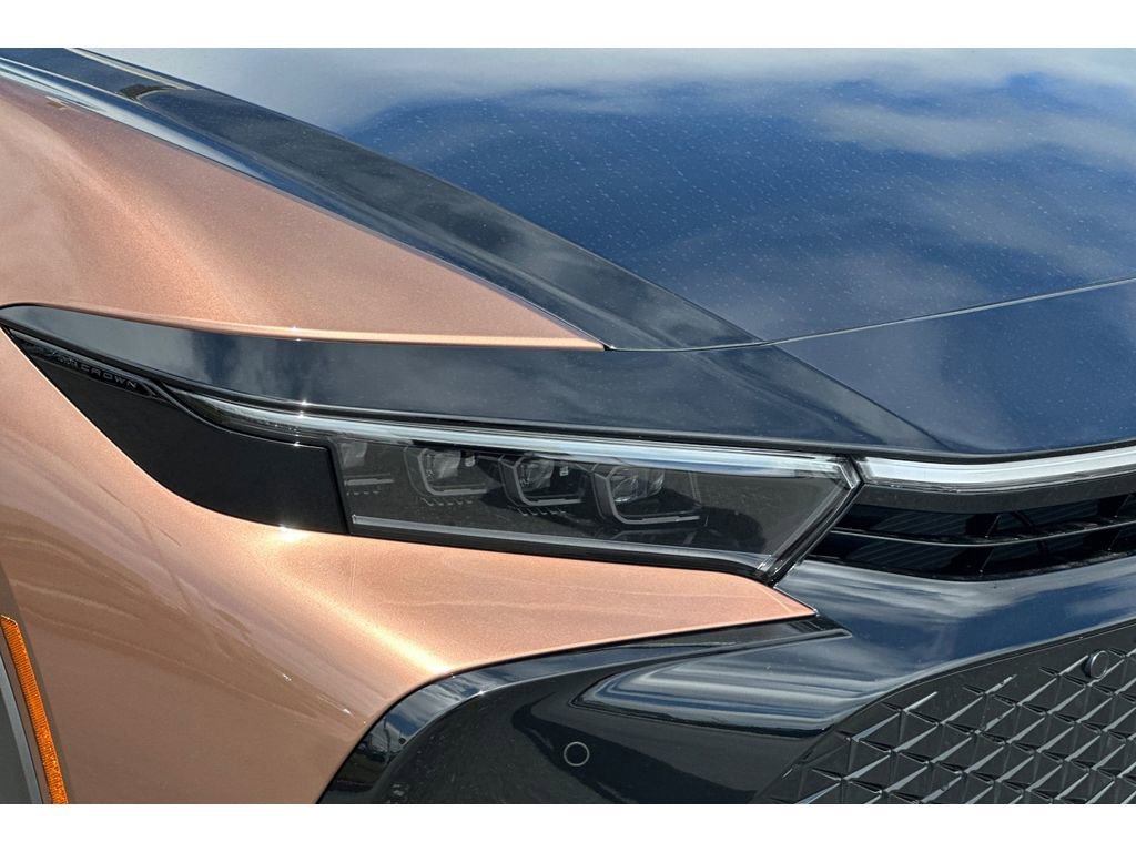 New 2026 Toyota Crown Platinum image 31