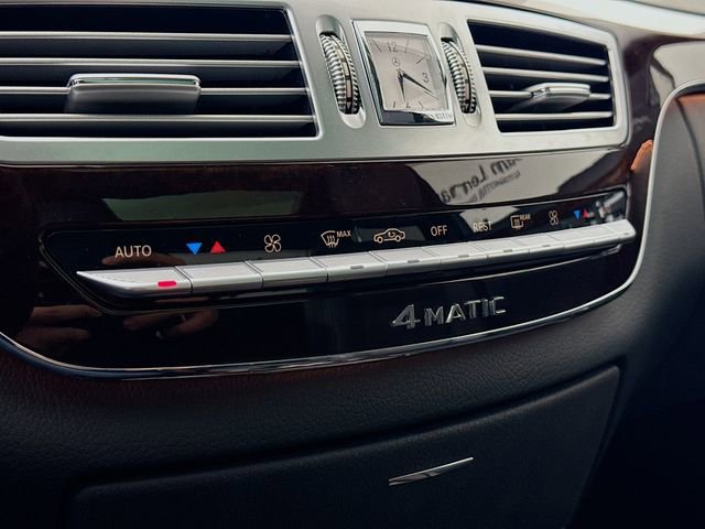 Used 2010 Mercedes-Benz S 550 4MATIC image 16