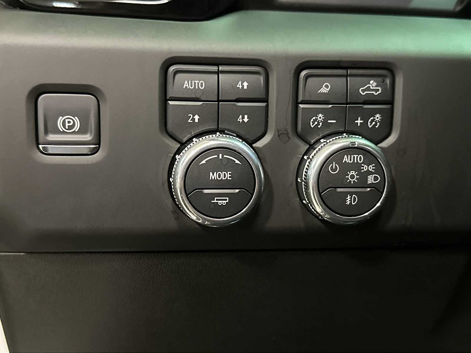 Certified 2026 GMC Sierra 1500 AT4 w/ AT4 Premium Package AWD/4WD image 18