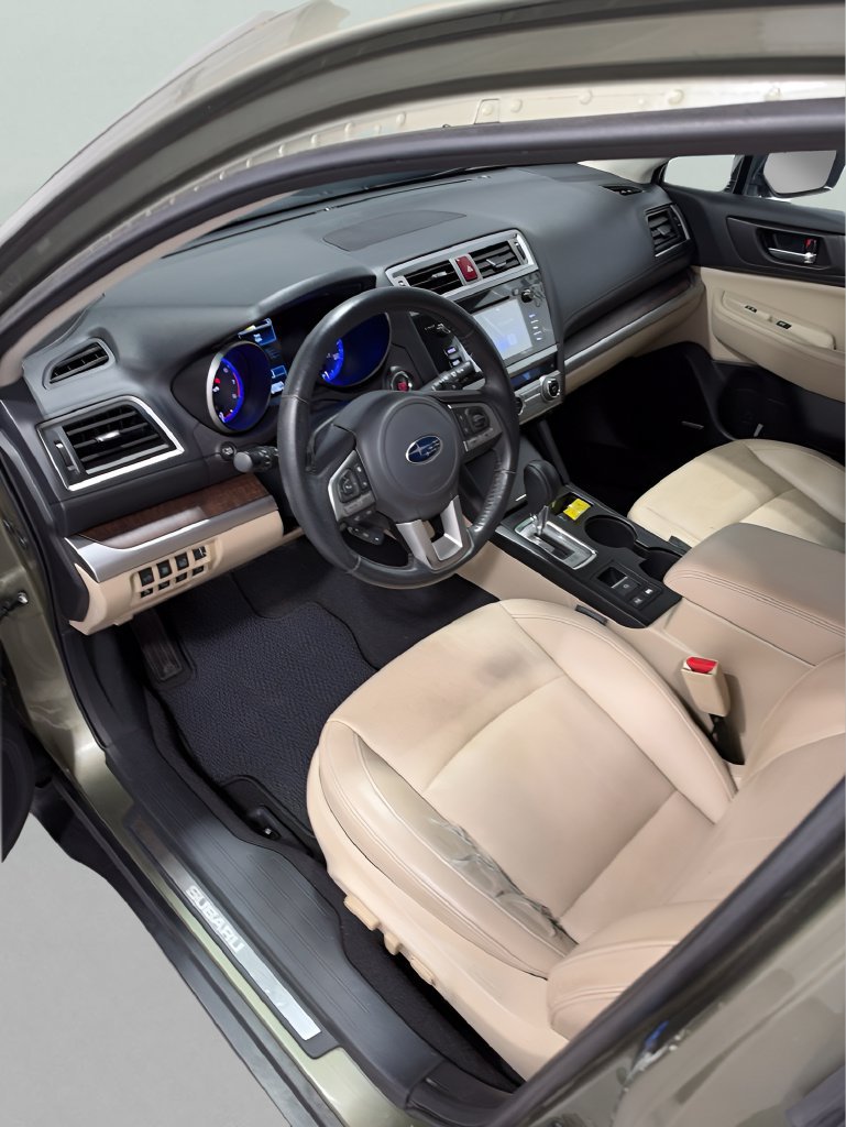 Used 2017 Subaru Outback 3.6R Limited AWD/4WD image 9