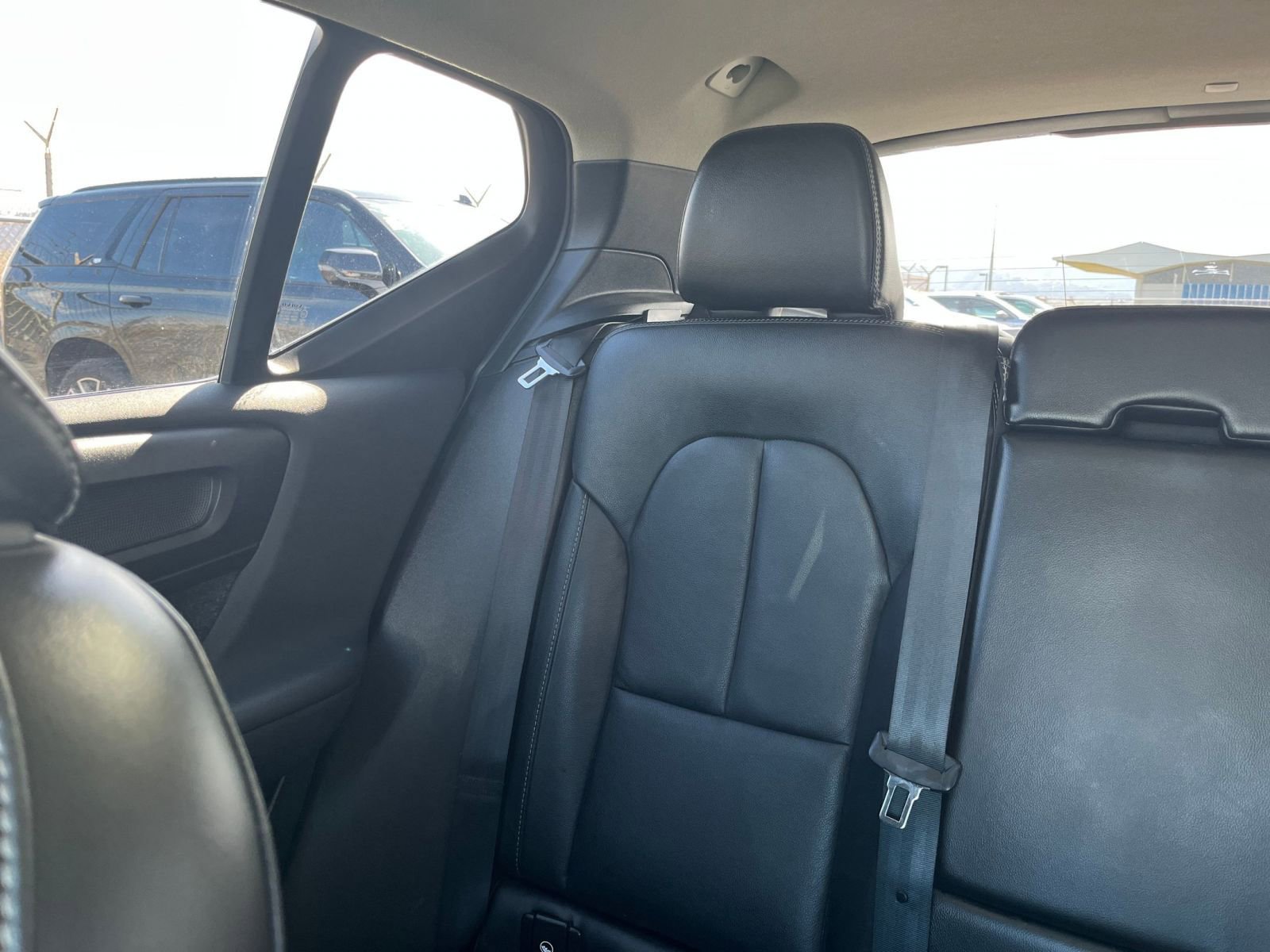 Used 2024 Volvo XC40 B5 Core AWD/4WD image 42