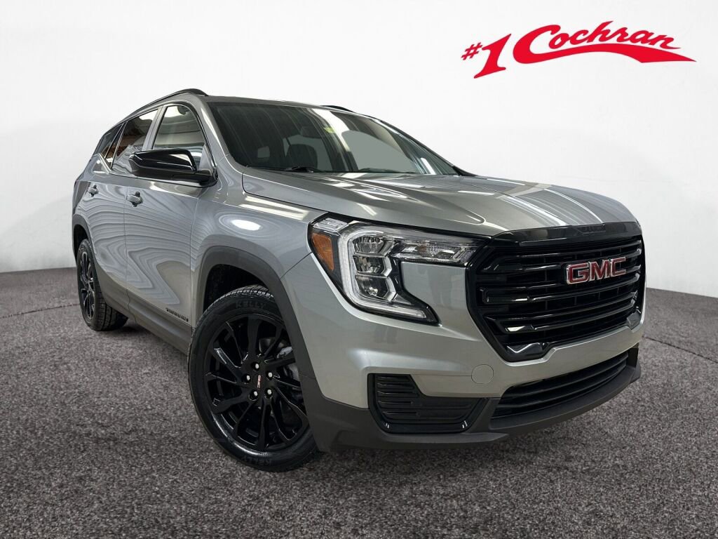 Used 2023 GMC Terrain SLE w/ Driver Convenience Package image 1