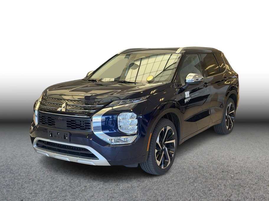 Used 2025 Mitsubishi Outlander 4WD Plug-In Hybrid image 1