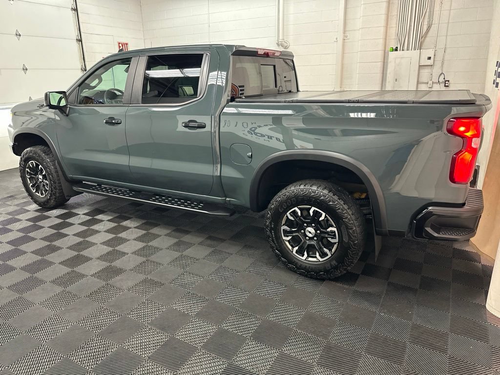 Used 2025 Chevrolet Silverado 1500 ZR2 w/ Technology Package AWD/4WD image 6