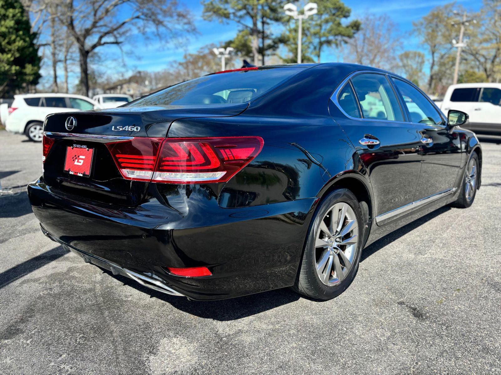 Used 2013 Lexus LS 460 LS 460 Sedan 4D w/ Comfort Pkg image 3