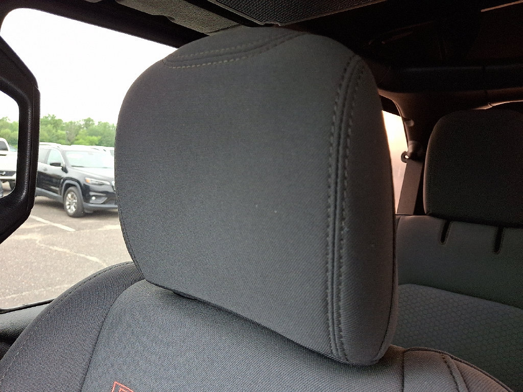 Used 2021 Jeep Wrangler Unlimited Rubicon AWD/4WD image 18