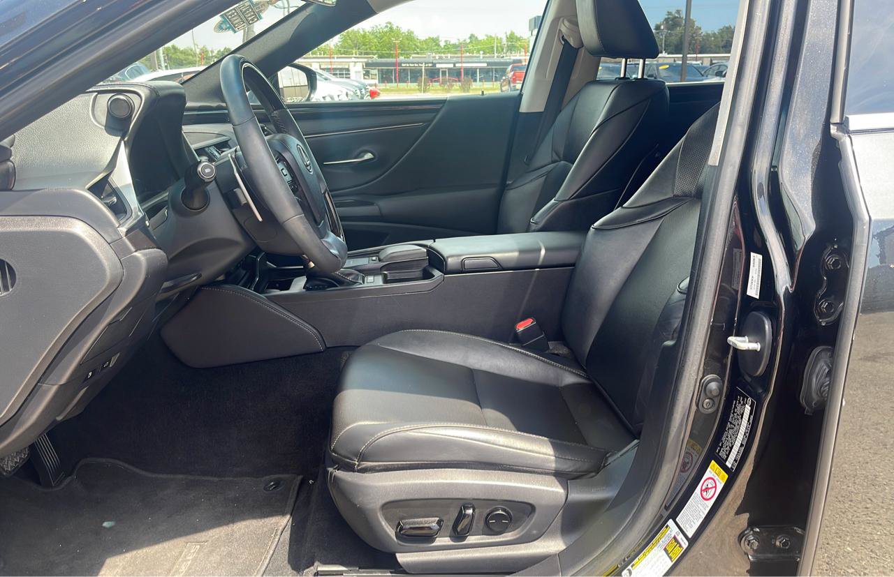 Used 2019 Lexus ES 350 w/ Accessory Package 2 FWD image 9