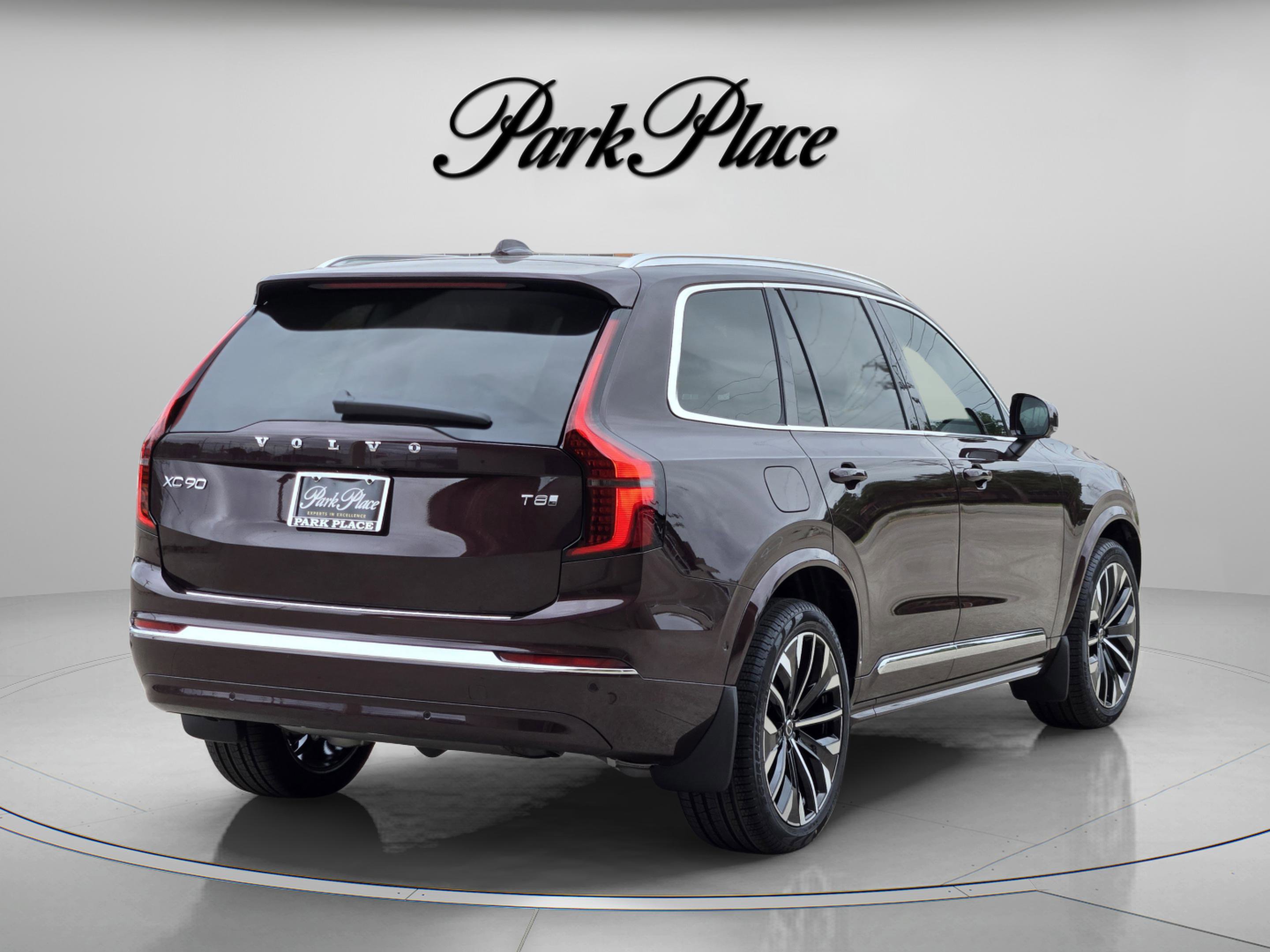 New 2026 Volvo XC90 T8 Ultra w/ Protection Package Premier image 6