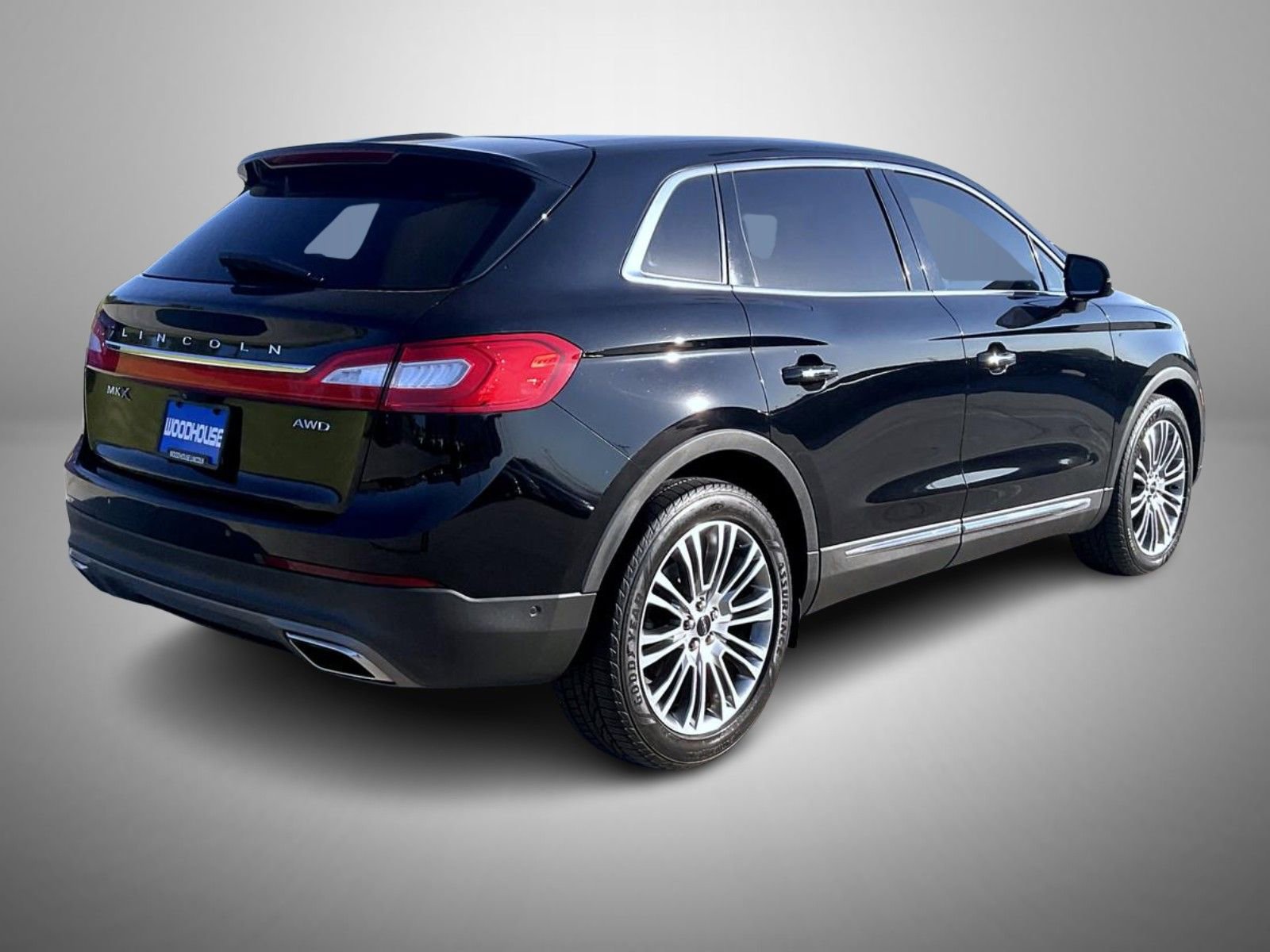 Used 2016 Lincoln MKX Reserve w/ Technology Package AWD/4WD image 5