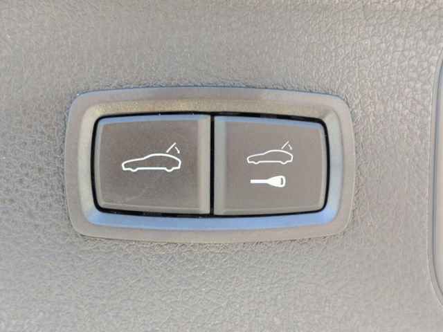 Used 2024 Porsche Macan S AWD/4WD image 13