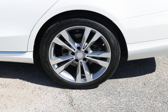 Used 2017 Mercedes-Benz C 300 4MATIC Sedan image 9