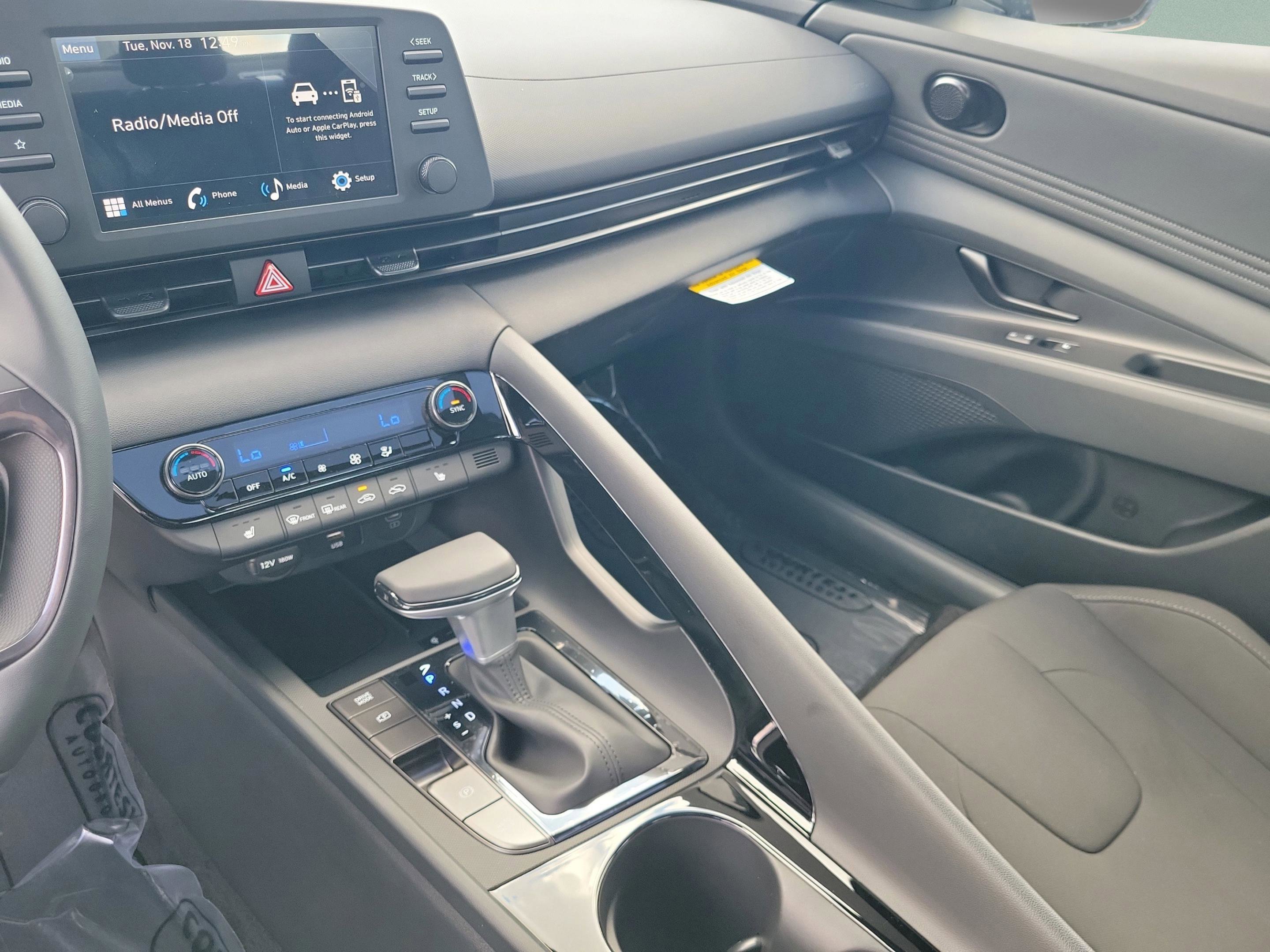 New 2026 Hyundai Elantra SEL Sport image 24