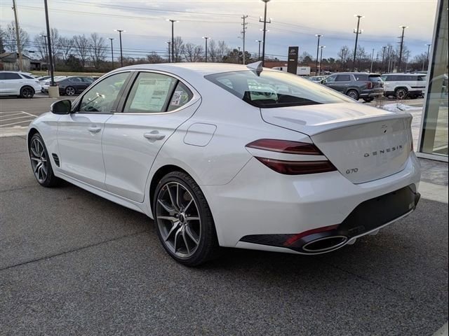 Used 2025 Genesis G70 2.5T image 3