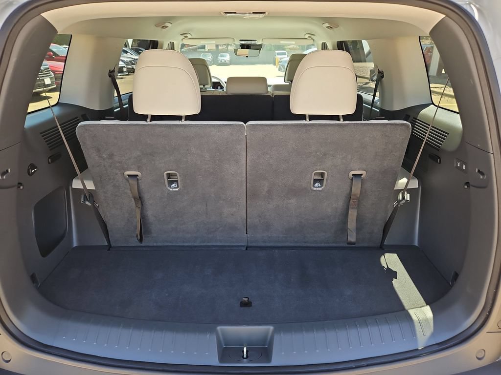 Used 2025 Hyundai Santa Fe SEL FWD image 29
