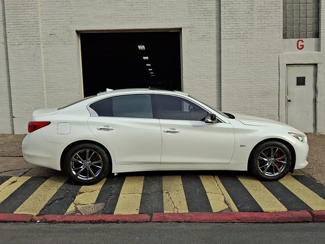 Used 2017 INFINITI Q50 Signature Edition w/ All Weather Package (L93) image 7