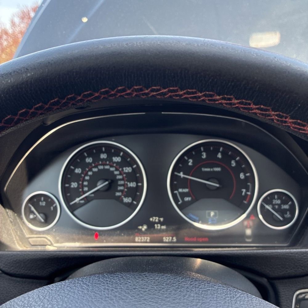 Used 2017 BMW 330e image 8